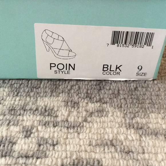 N.Y.L.A. Poin heels size 9 black - Picture 6 of 6